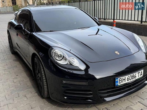 Porsche Panamera 2016