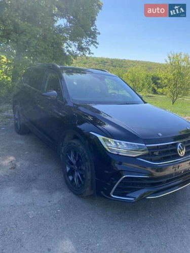 Volkswagen Tiguan 2021