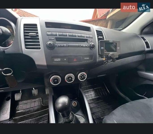 Mitsubishi Outlander 2008