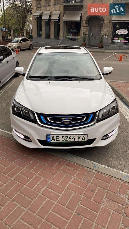 Geely Emgrand EV300 2017