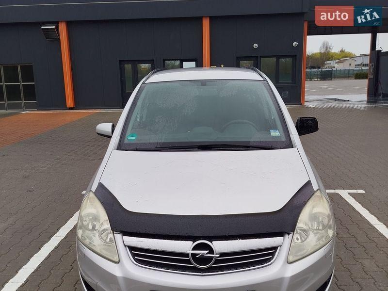 Opel Zafira 2008