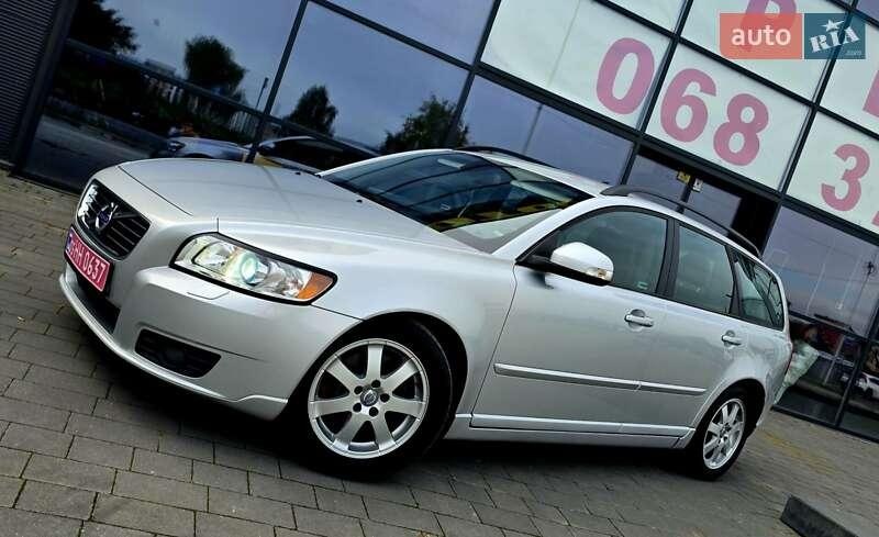 Volvo V50 2011
