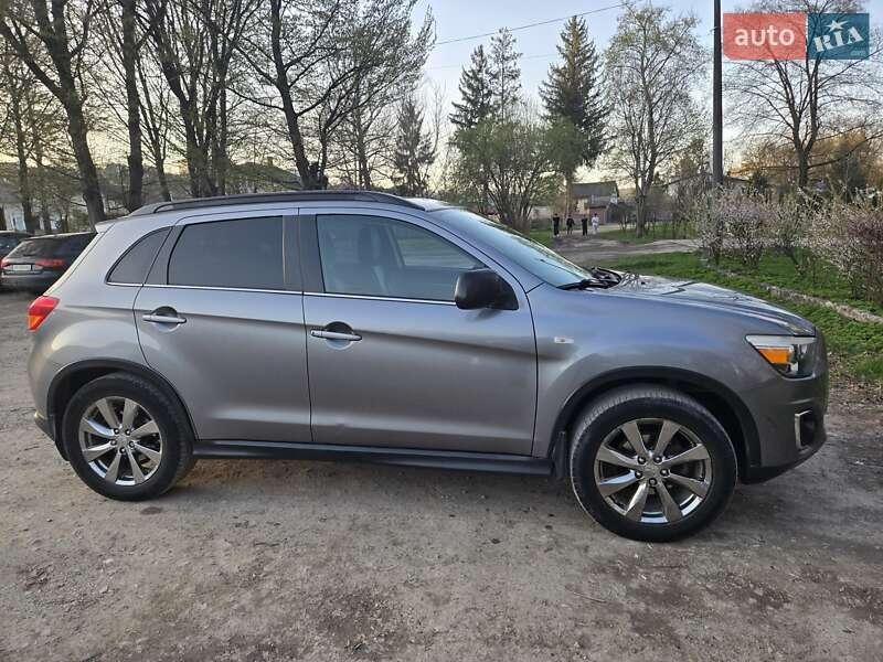Mitsubishi Outlander 2013