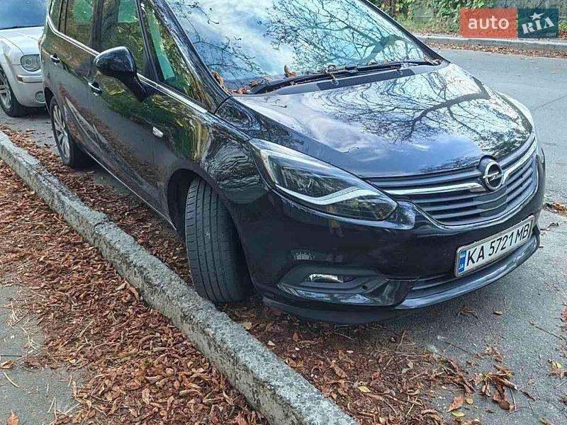 Opel Zafira 2018