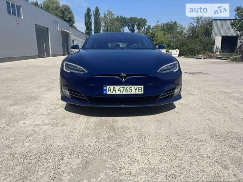 Tesla Model S 2017