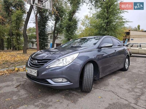Hyundai Sonata 2010