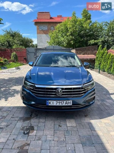 Volkswagen Jetta 2019
