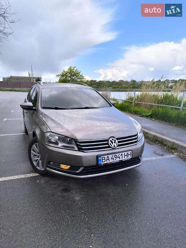 Volkswagen Passat 2011