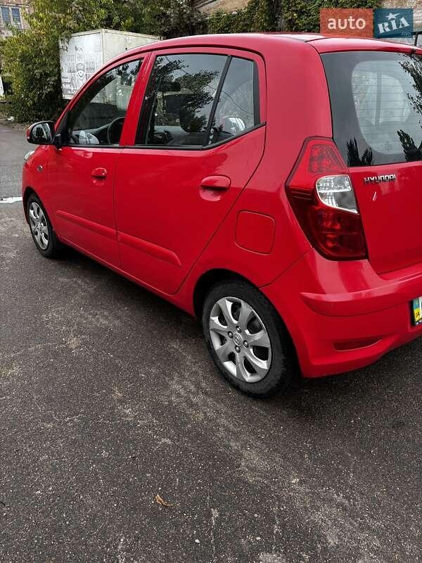 Hyundai i10 2012