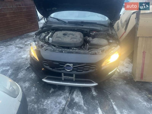 Volvo V60 Cross Country 2017