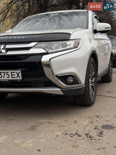 Mitsubishi Outlander 2018