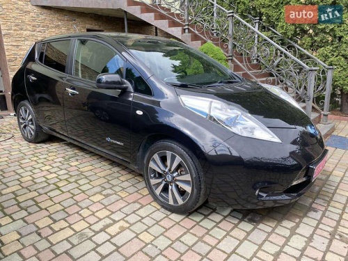 Nissan Leaf 2014