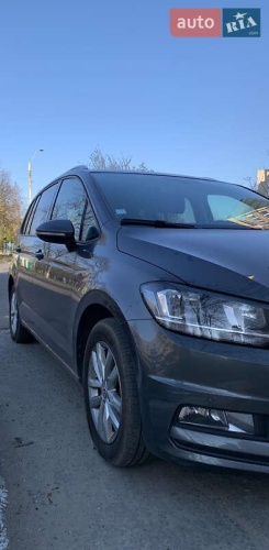 Volkswagen Touran 2016