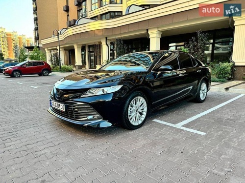 Toyota Camry 2018