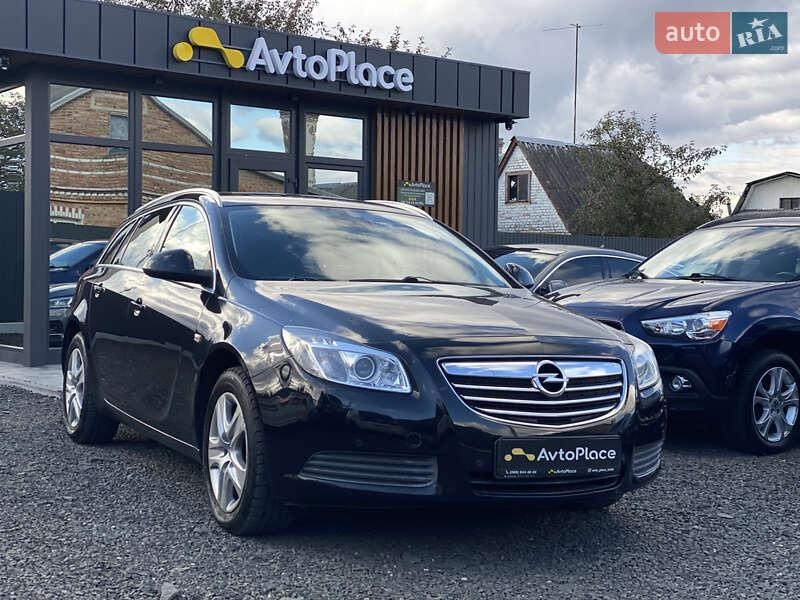 Opel Insignia 2011