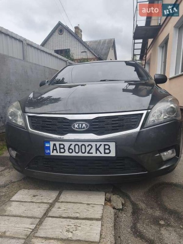 Kia Ceed 2011