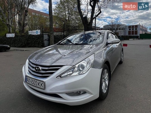 Hyundai Sonata 2010