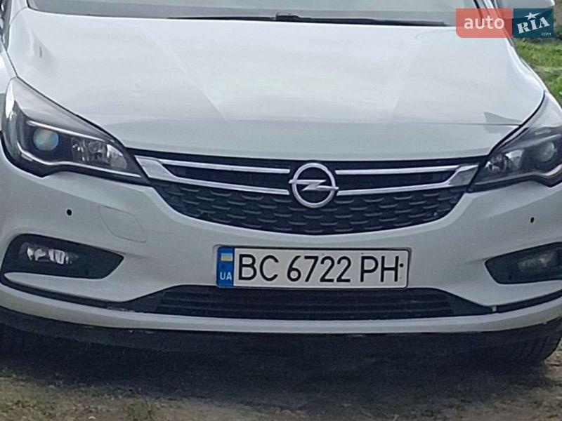 Opel Astra 2016