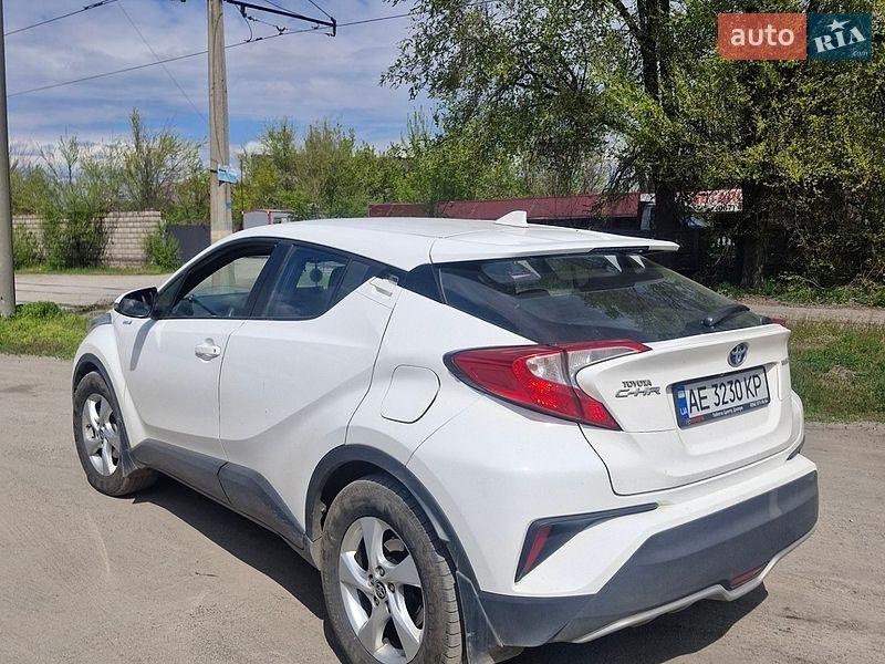 Toyota C-HR 2019