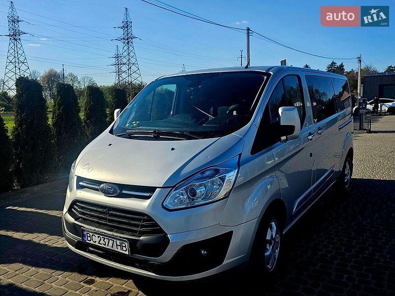 Ford Tourneo Custom 2015