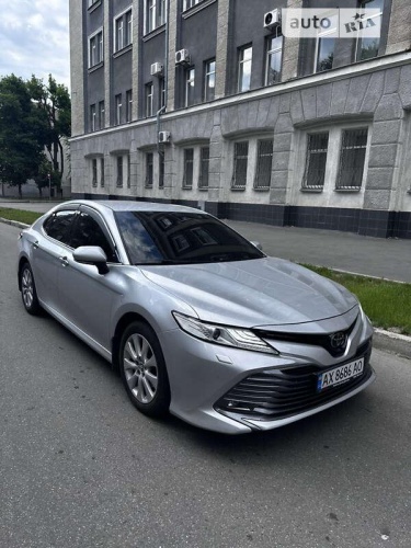 Toyota Camry 2017