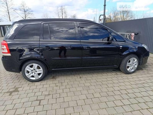 Opel Zafira 2010