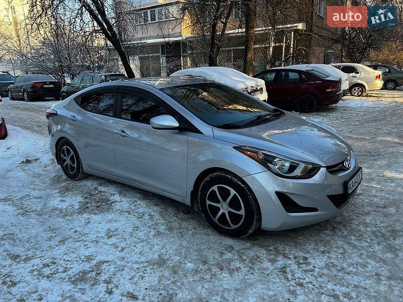 Hyundai Elantra 2015