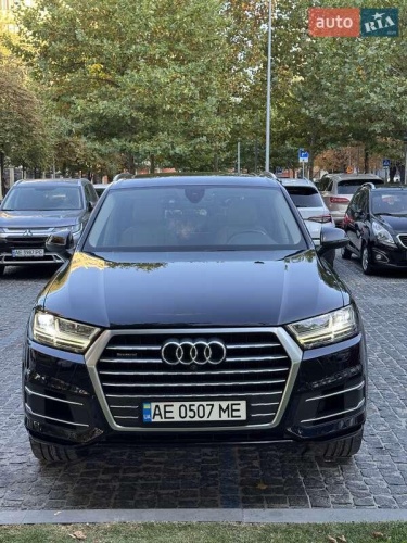 Audi Q7 2016