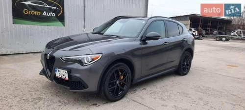 Alfa Romeo Stelvio 2019