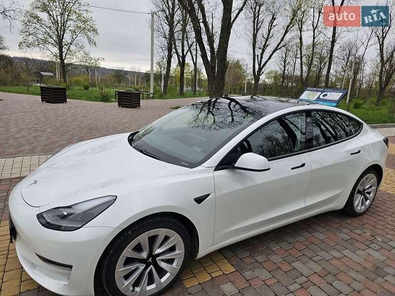 Tesla Model 3 2021