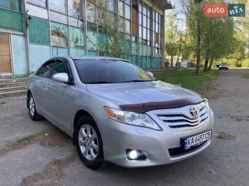 Toyota Camry 2011