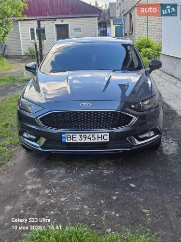 Ford Fusion 2016