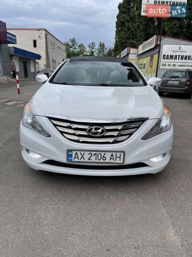 Hyundai Sonata 2012