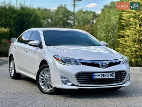 Toyota Avalon 2013