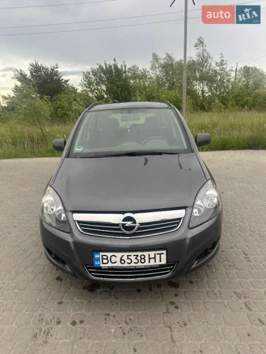 Opel Zafira 2011