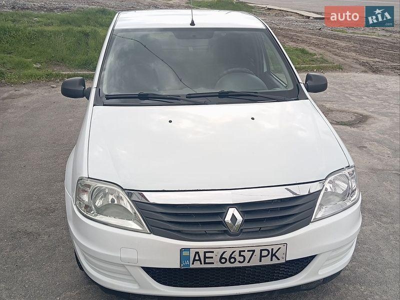 Renault Logan 2011