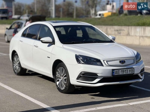 Geely Emgrand 2018