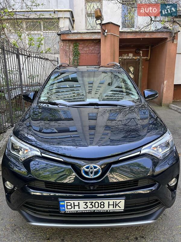Toyota RAV4 2017