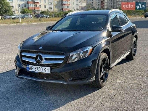 Mercedes-Benz GLA-Class 2015