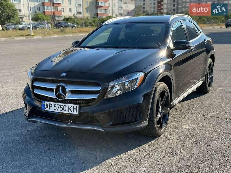 Mercedes-Benz GLA-Class 2015