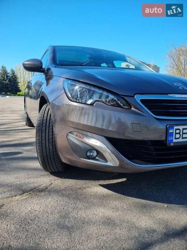 Peugeot 308 2015