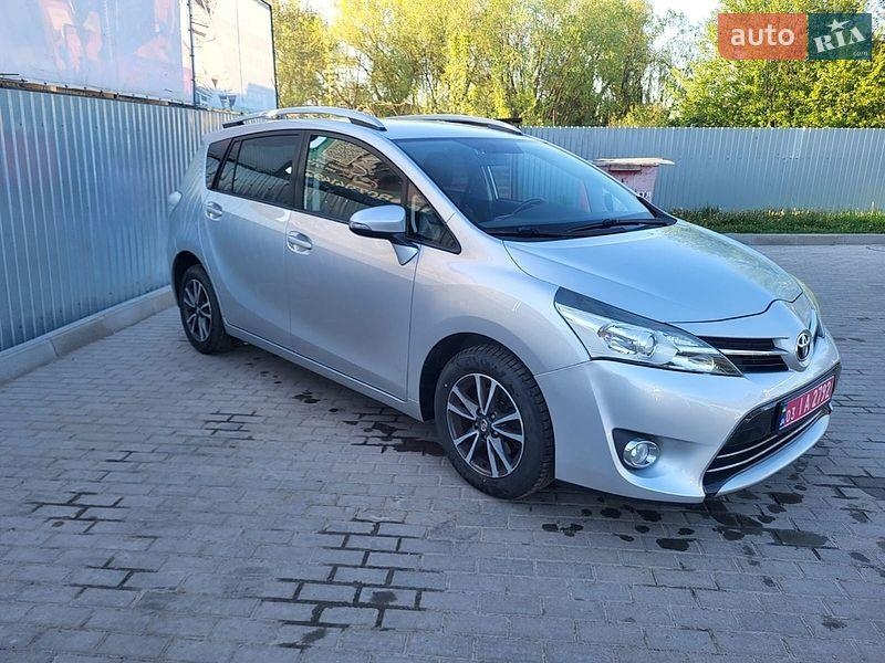 Toyota Verso 2015