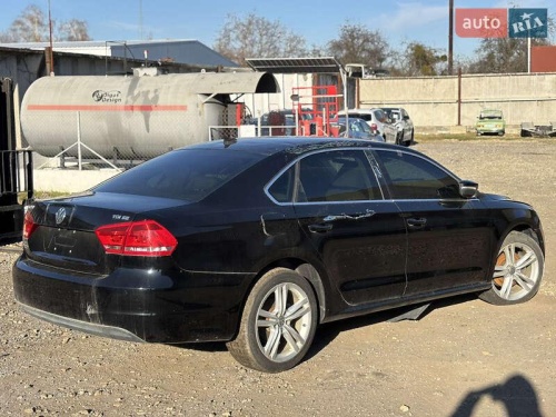 Volkswagen Passat 2013