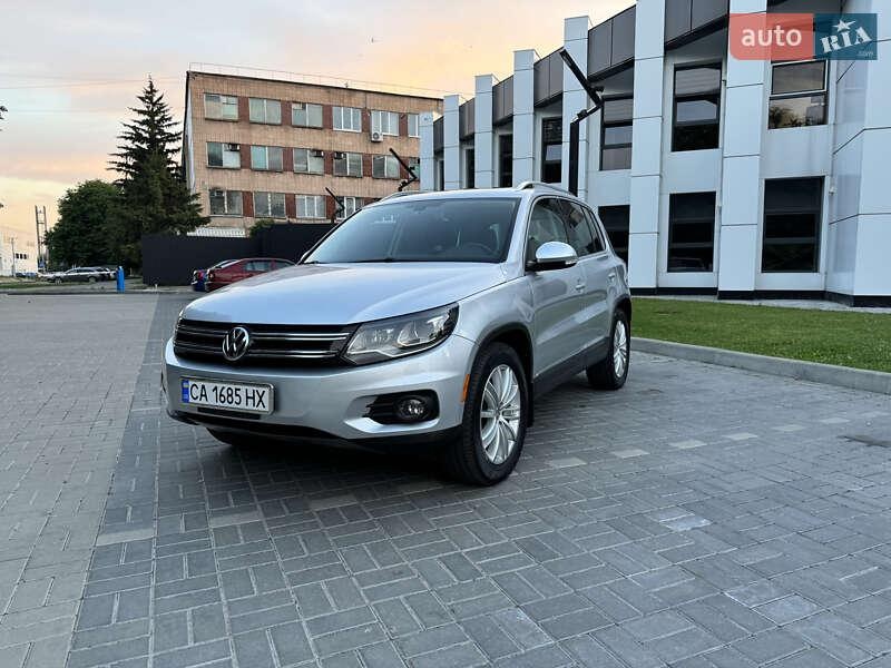 Volkswagen Tiguan 2015