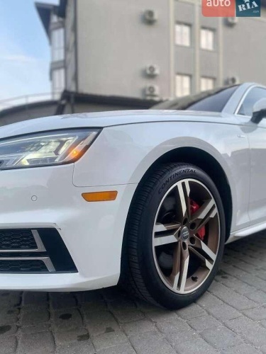Audi A4 2016