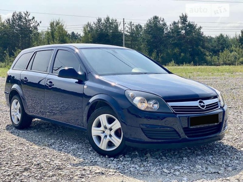 Opel Astra 2012