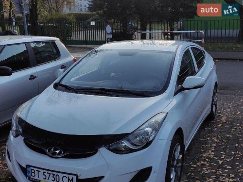 Hyundai Elantra 2013