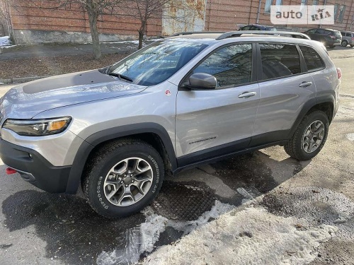 Jeep Cherokee 2020