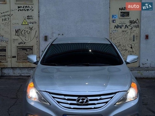 Hyundai Sonata 2013