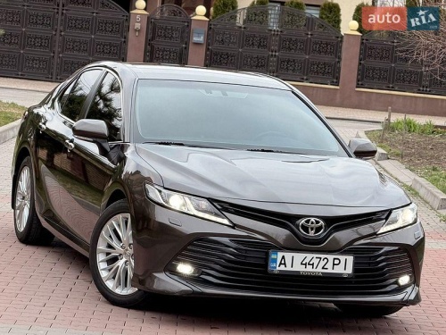Toyota Camry 2017